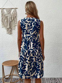 "Sleeveless Bohemian Floral Dress in Multicolor" "Boho Floral Dress with High Waist and Tiered Design" "Stylish Boho Dress with Floral Pattern and Ruffle Hem" "Vibrant Floral Boho Dress with Non-stretch Fabric" "Eye-catching Multicolor Floral Boho Dress" "Tiered Smock Boho Dress in Vibrant Floral Design" "High Waist Multicolor Dress with Boho Flair"