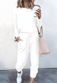 Everyday Lounge Jogger Set Jolie Vaughan | Online Clothing Boutique near Baton Rouge, LA Two-piece set/long sleeve pullover tops/round neck/solid color/long leg pants/drawstring waist/high waist/beam foot/lightweight/loose fit/two-piece tracksuit set/loungewear set/jogger set/casual two-piece set: