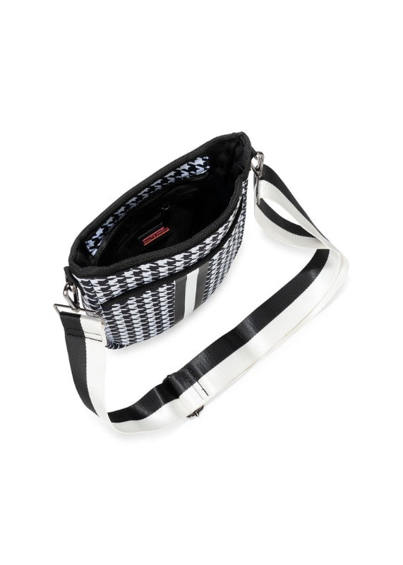 kate spade manhattan tote-dior houndstooth lipstick-jordan 13 houndstooth-houndstooth pub nyc-zara houndstooth blaze