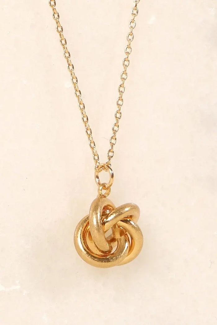 Celtic Knot Pendant Short Necklace Jolie Vaughan | Online Clothing Boutique near Baton Rouge, LA