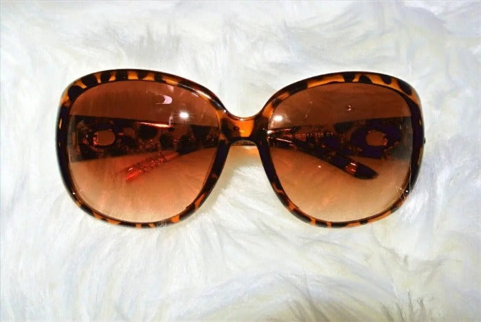 Grab and Run Sunglasses Jolie Vaughan | Online Clothing Boutique near Baton Rouge, LA