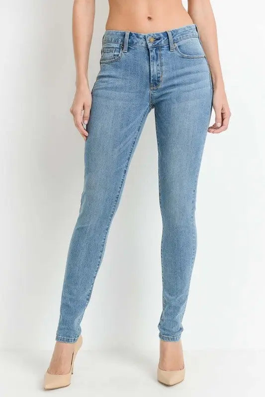 JUST USA Mid-Rise Skinny Jeans Jolie Vaughan | Online Clothing Boutique near Baton Rouge, LA