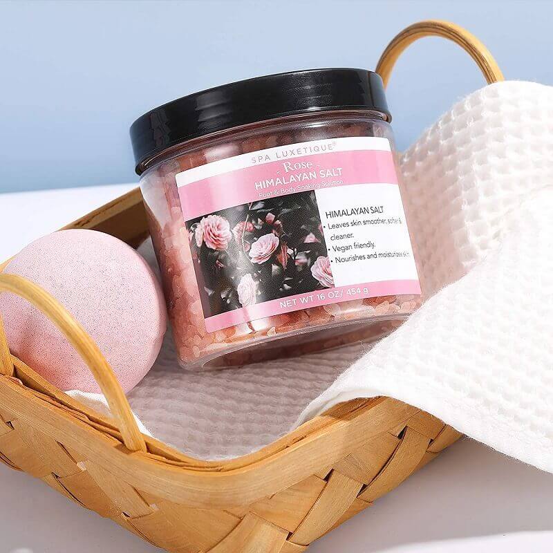 For the ultimate at-home spa experience, our nourishing bath and body collection is inspired by the best of nature and aromatherapy. Natural ingredients like Shea Butter and Aloe nourish the skin, resulting in silky-smooth skin. Our luxurious products are the ideal present for yourself or someone special.