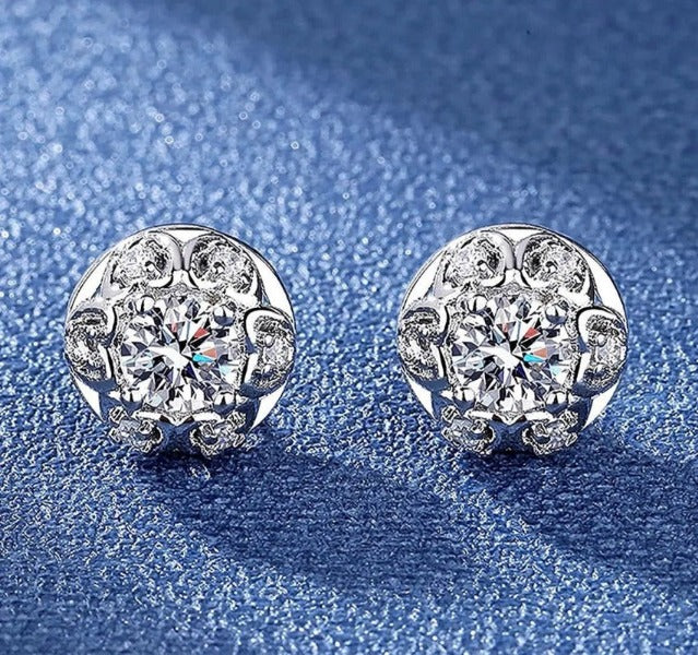 Vintage Minimalist Stud Earrings Jolie Vaughan | Online Clothing Boutique near Baton Rouge, LA