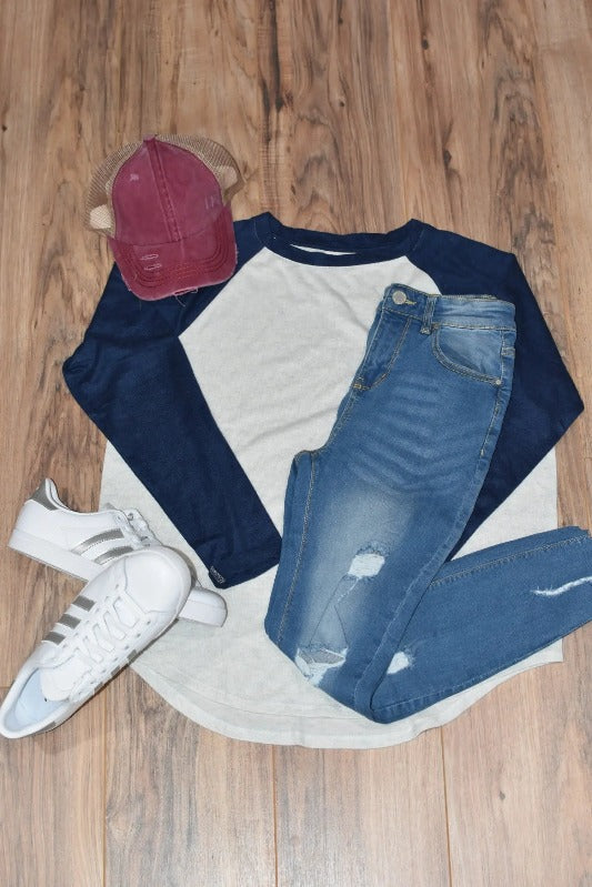 Words Cannot Describe Softest Raglan Tee Jolie Vaughan | Online Clothing Boutique near Baton Rouge, LA