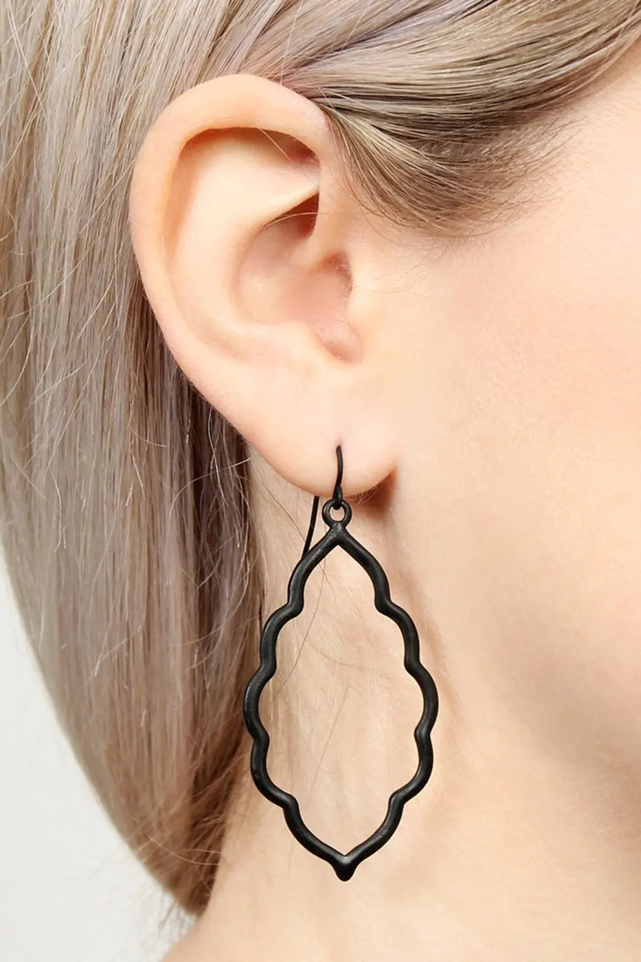 Zwina Dangle Earrings Jolie Vaughan | Online Clothing Boutique near Baton Rouge, LA