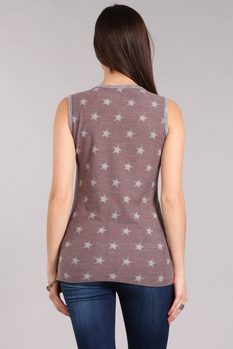 "Fashionable 4th of July attire for mature women" "Stylish patriotic clothing for mature ladies"