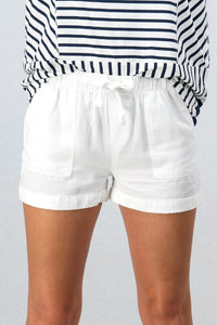 Mature womens shorts, mature womens clothing, white linen shorts, white shorts, womens linen shorts, linen shorts women, linen shorts men, linen pants