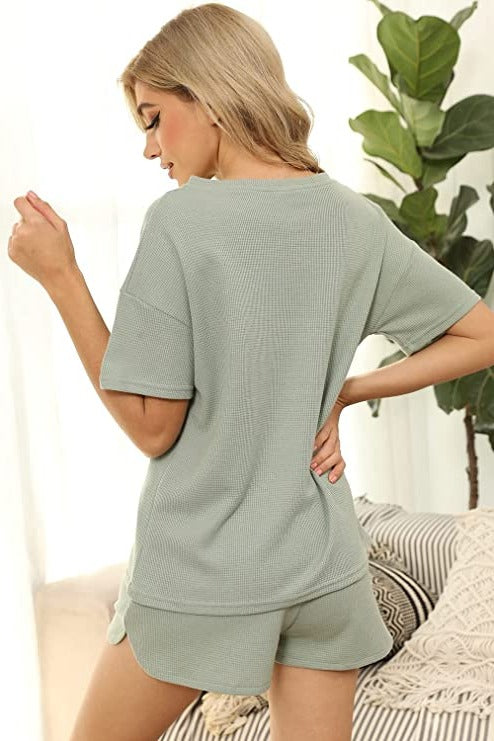 Casual Loose Fit, Crew Neck, Pair With Elastic Drawstring Shorts, Pockets On Each Side For A Cozy And Casual Look. The pocket can be used to put your phone, keys, wallet and some small thing