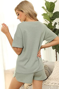 Casual Loose Fit, Crew Neck, Pair With Elastic Drawstring Shorts, Pockets On Each Side For A Cozy And Casual Look. The pocket can be used to put your phone, keys, wallet and some small thing