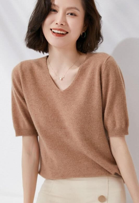 Elegant V-Neck Knit Half Sleeve Sweater