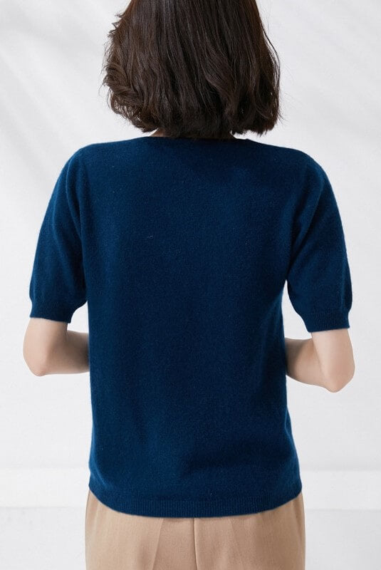 Elegant V-Neck Knit Half Sleeve Sweater