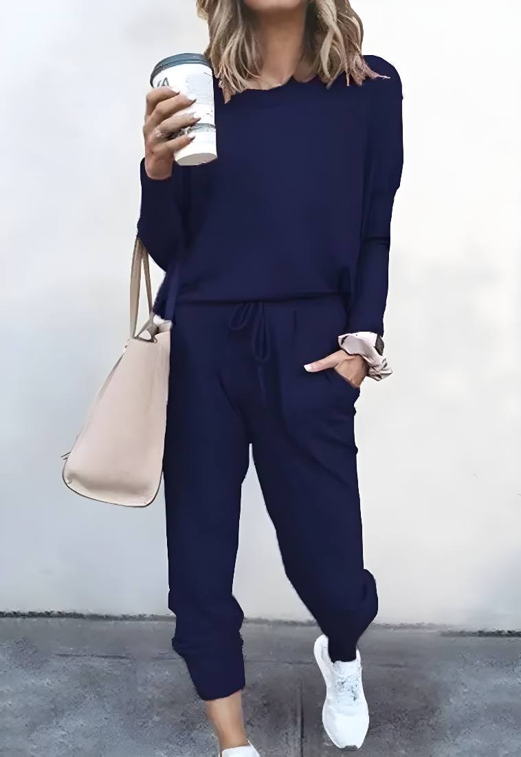 Everyday Lounge Jogger Set Jolie Vaughan | Online Clothing Boutique near Baton Rouge, LA Two-piece set/long sleeve pullover tops/round neck/solid color/long leg pants/drawstring waist/high waist/beam foot/lightweight/loose fit/two-piece tracksuit set/loungewear set/jogger set/casual two-piece set