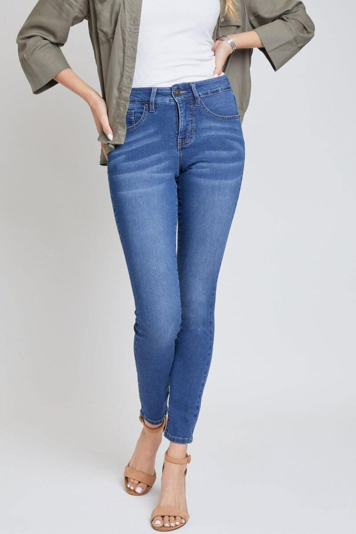 Prana jeans size 6 inseam 28 inches distressed five pocket skinny leg short