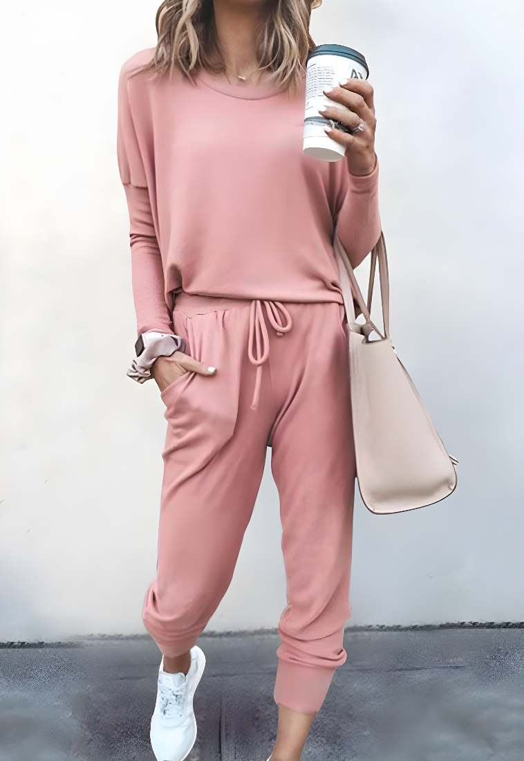 Everyday Lounge Jogger Set Jolie Vaughan | Online Clothing Boutique near Baton Rouge, LA Two-piece set/long sleeve pullover tops/round neck/solid color/long leg pants/drawstring waist/high waist/beam foot/lightweight/loose fit/two-piece tracksuit set/loungewear set/jogger set/casual two-piece set: