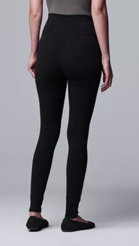 No reason to reinvent the wheels, when you find a pair of high-quality leggings….stick with them. You'll love the comfortable fit and feel of these women's high-rise leggings.