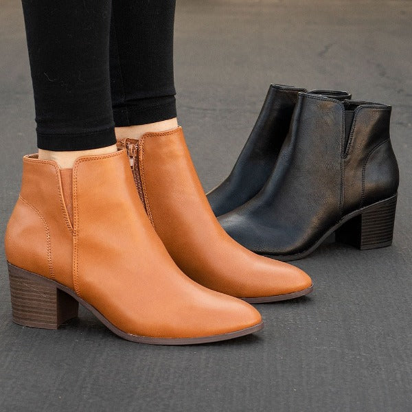fall trends 2022- fall boots 2022- best fall shoes 2022- womens fall shoes 2022- fall fashion 2022- fall fashion trends 2022- fall 2022 shoe trends-Fall shoes 2022- shoes for fall 2022- fall trends 2022- fall boots 2022- best fall shoes 2022- womens fall shoes 2022- fall fashion 2022- fall fashion trends 2022- fall 2022 shoe trend