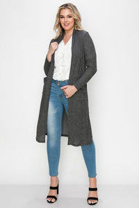 breathable open-front midweight midi cardigan that is ideal for those who are constantly on the move. With an open front, side slits, and two pockets, you can move freely and hands-free without removing your coat.