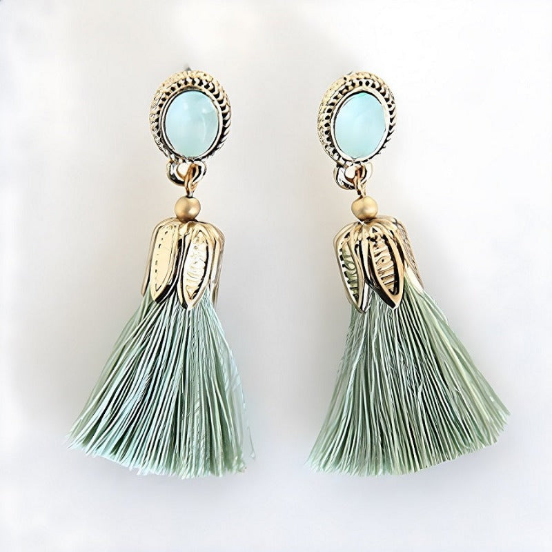  Long tassel pendant earrings for women are suitable for daily wear, weddings, dates, dance parties or any occasion where you want to be more charming and get more compliments